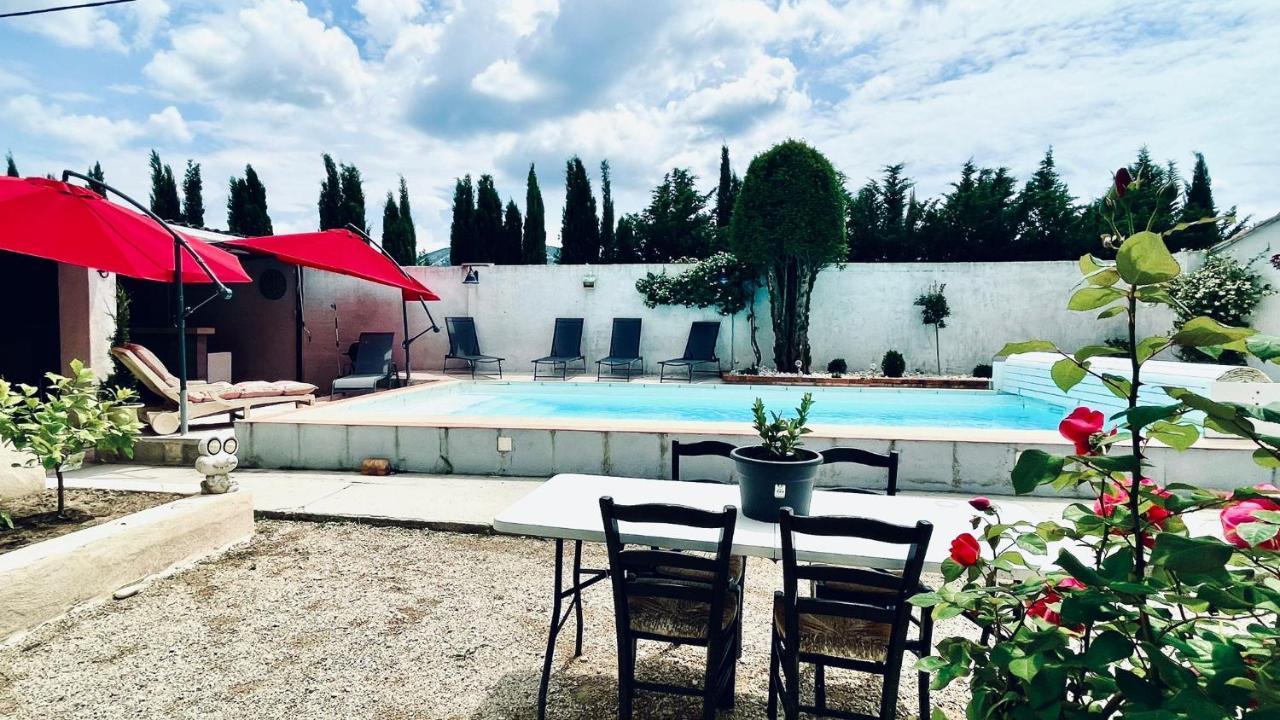 Вилла Chez Eric Et Marine Robion en Luberon Экстерьер фото